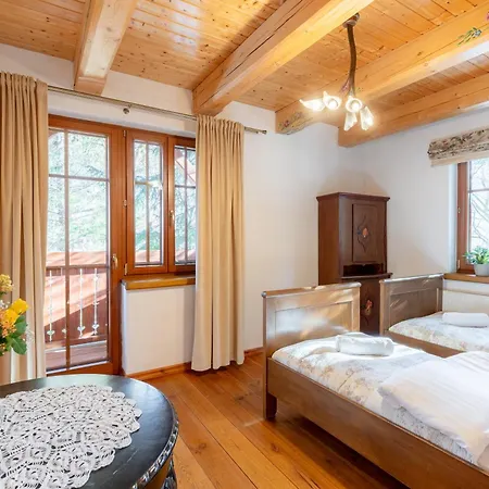 Batur Apartment
